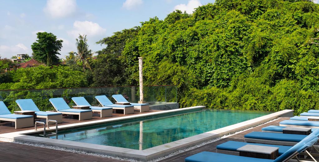 Sthala a Tribute Ubud 5*, Mahagiri Nusa Lembongan 4* & Renaissance Uluwatu 5*