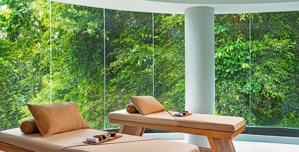 Sthala a Tribute Ubud 5*, Mahagiri Nusa Lembongan 4* & Renaissance Uluwatu 5*