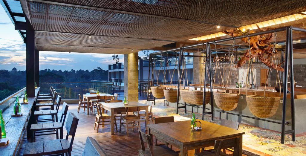 Sthala a Tribute Ubud 5*, Mahagiri Nusa Lembongan 4* & Renaissance Uluwatu 5*