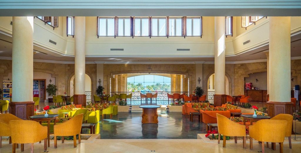 Magic Tulip Beach Resort 4*