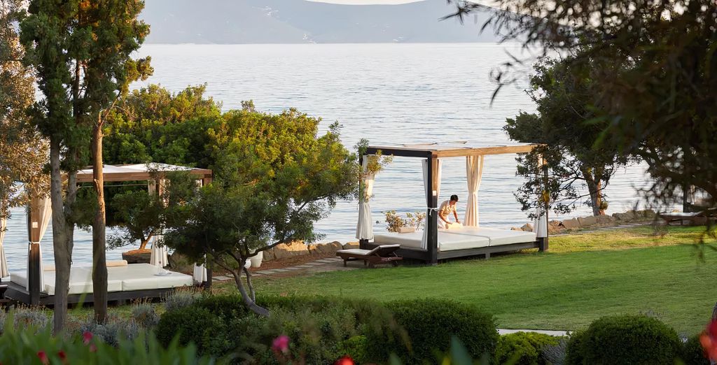 Select Barcelo Hydra Beach 5*