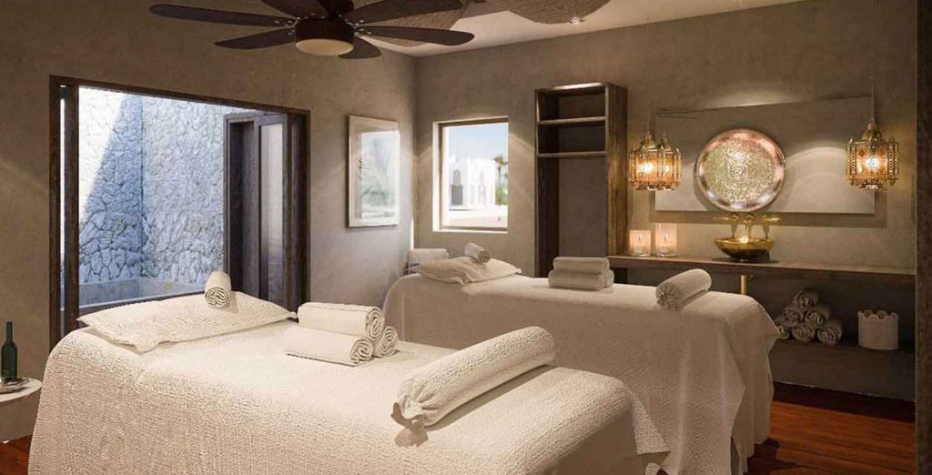Safari privato nel Paese con estensione al Marijani Beach Resort 5*