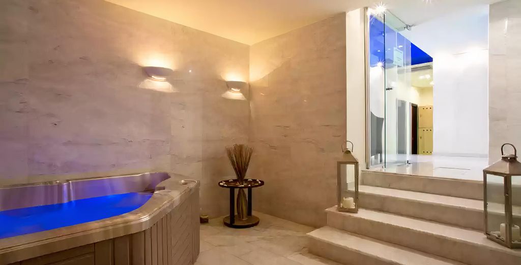 Silva Beach Hotel 4*