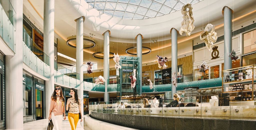 Radisson Blu Hotel Yas Island 4*