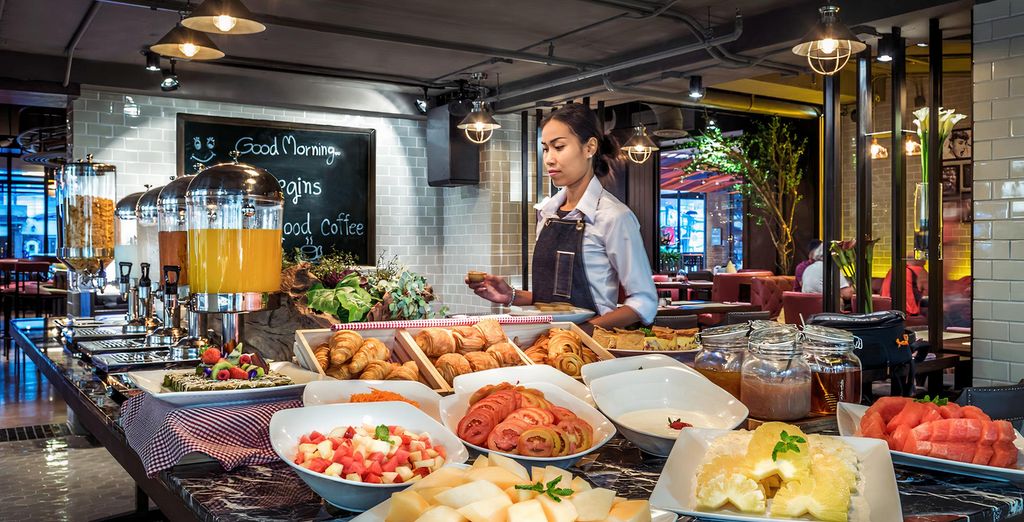 Combinato Bangkok Mercure Sukhumvit 11 4* e Grand Mercure Khao Lak Bangsak 5* 