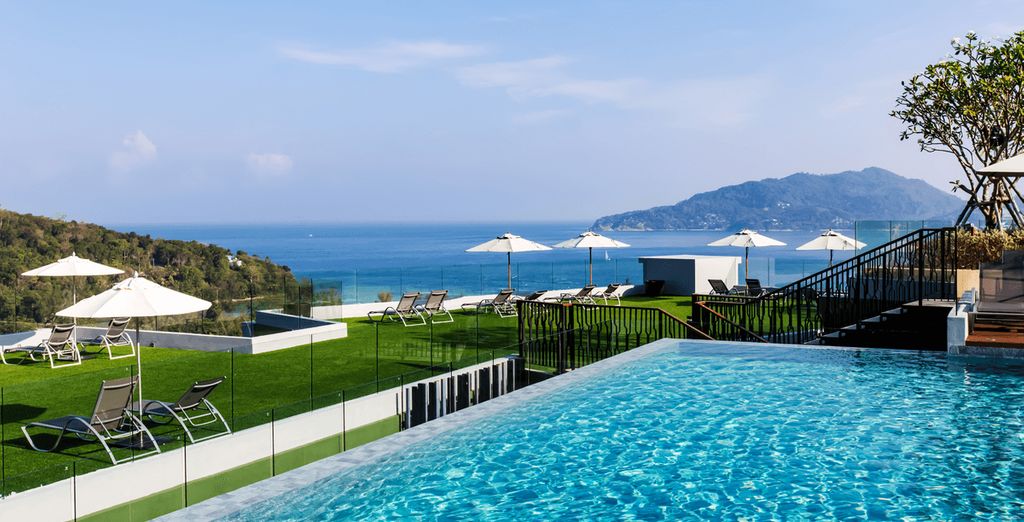 The Crest Resort & Pool Villas 5*