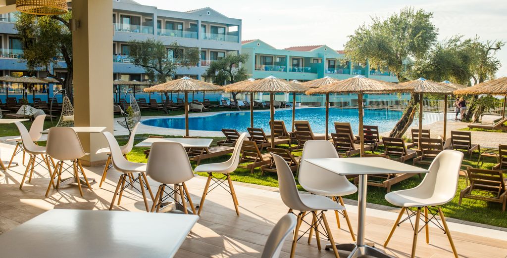 Robolla Beach Hotel 4*