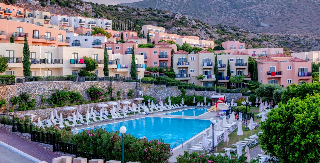The Village Resort and Waterpark 4*