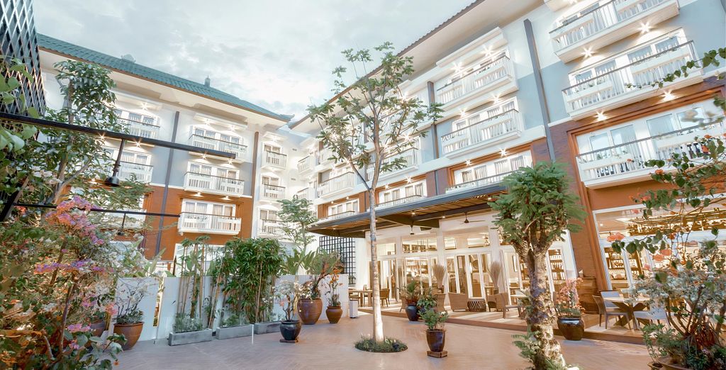 Combinato The Ubud Village Hotel 5*, The Angkal Resort Nusa Penida e Maison Aurelia Sanur 4* 