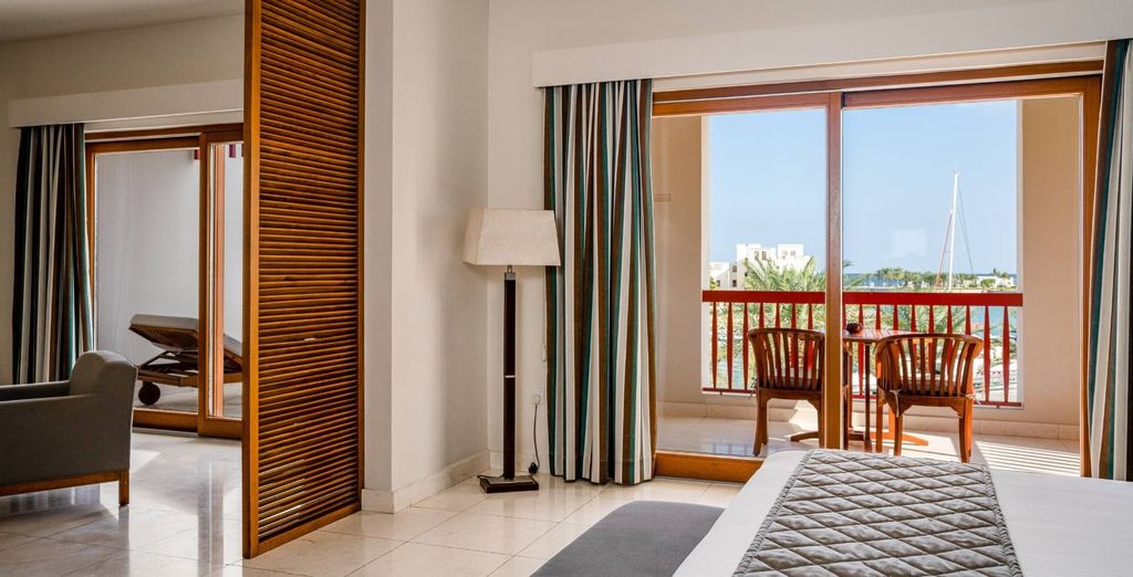 Tour di 6 notti nella Terra dei Sultani con estensione al Sifawy Boutique Hotel 4*