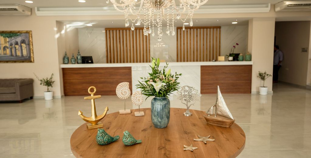Robolla Beach Hotel 4*
