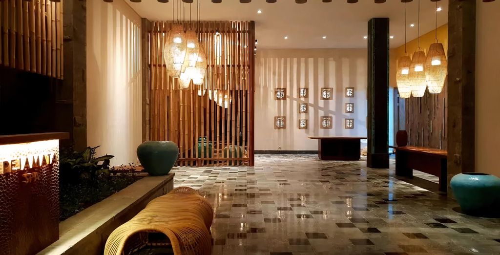 Tejaprana Bisma 5*, GiliZen Resort - Private Pool Villas 4* e Vivara Bali Private Pool Villas & Spa Retreat 5*