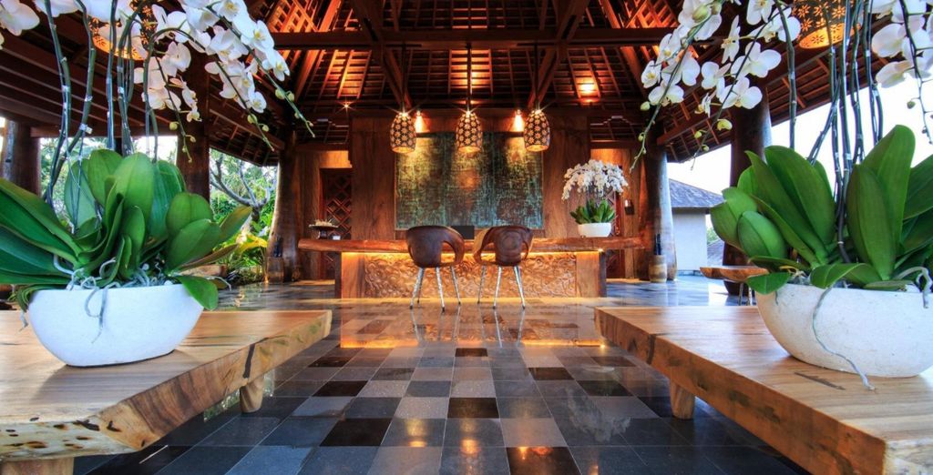 Tejaprana Bisma 5*, GiliZen Resort - Private Pool Villas 4* e Vivara Bali Private Pool Villas & Spa Retreat 5*