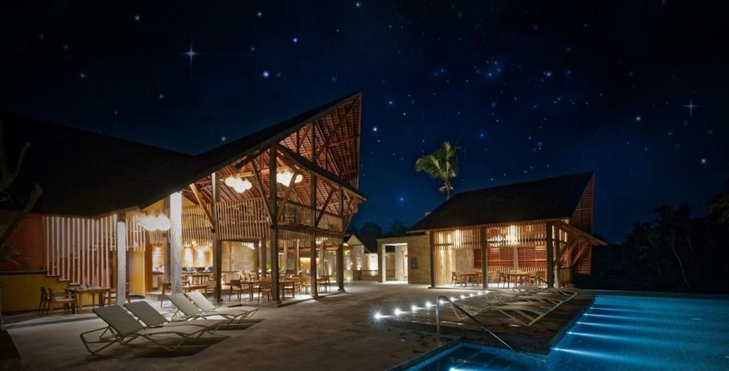 Tejaprana Bisma 5*, GiliZen Resort - Private Pool Villas 4* e Vivara Bali Private Pool Villas & Spa Retreat 5*