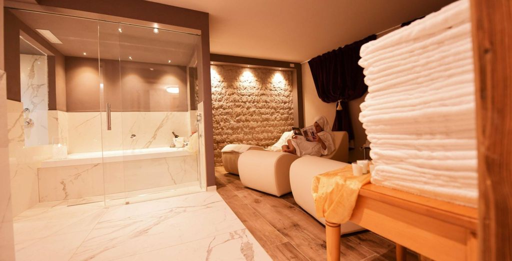 Central Hotel 4*