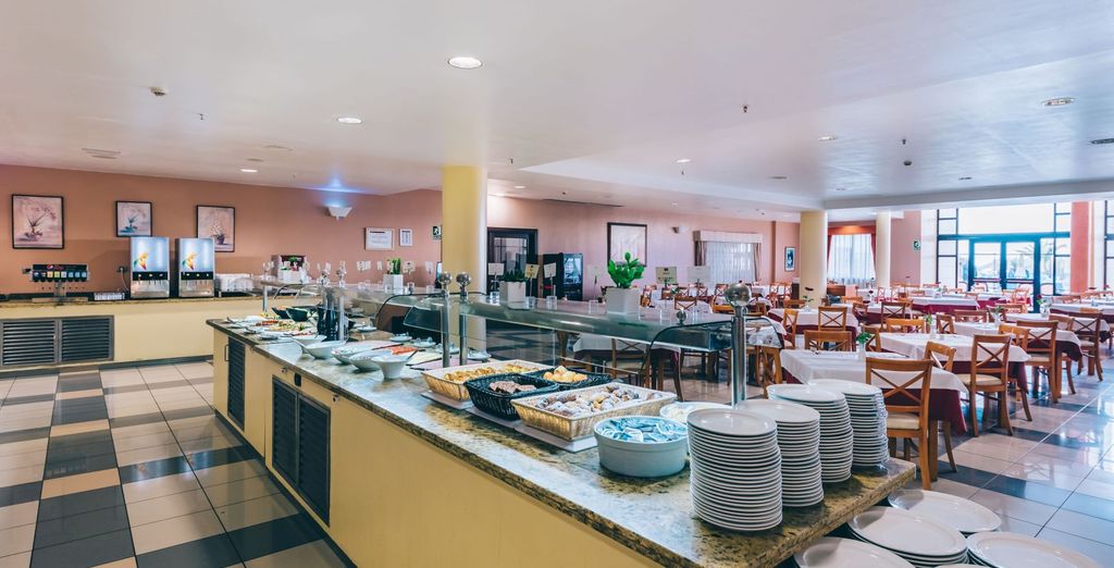 Grand Muthu Golf Plaza Hotel & Spa 5*