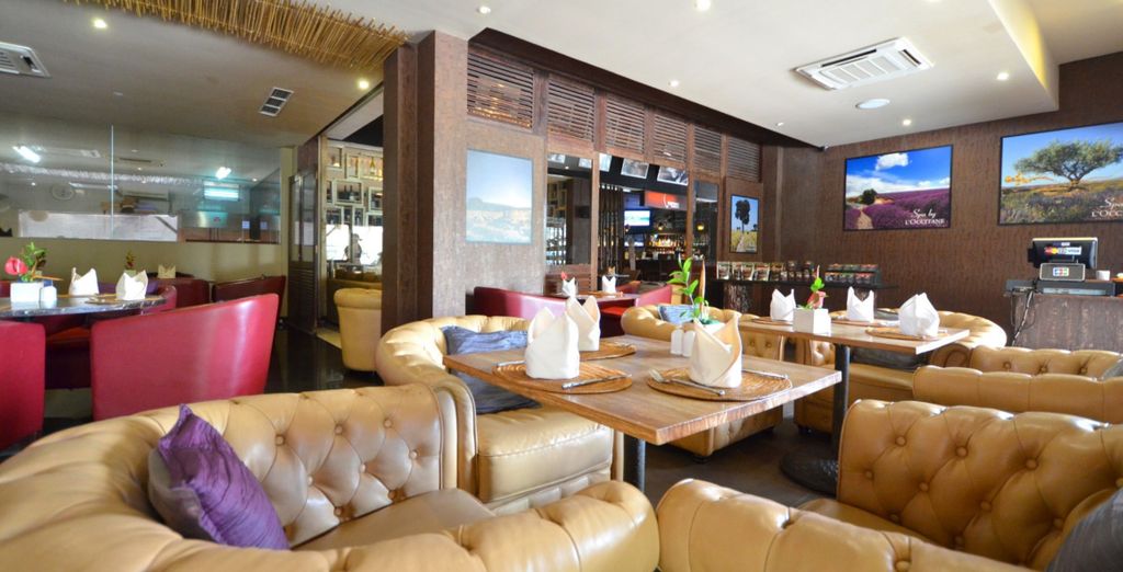 Combinato Jungle Retreat 4* e Kupu Kupu Jimbaran Hotel 5*