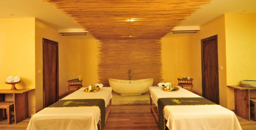 Combinato Jungle Retreat 4* e Kupu Kupu Jimbaran Hotel 5*