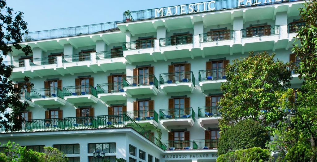 Majestic Palace Hotel 4*