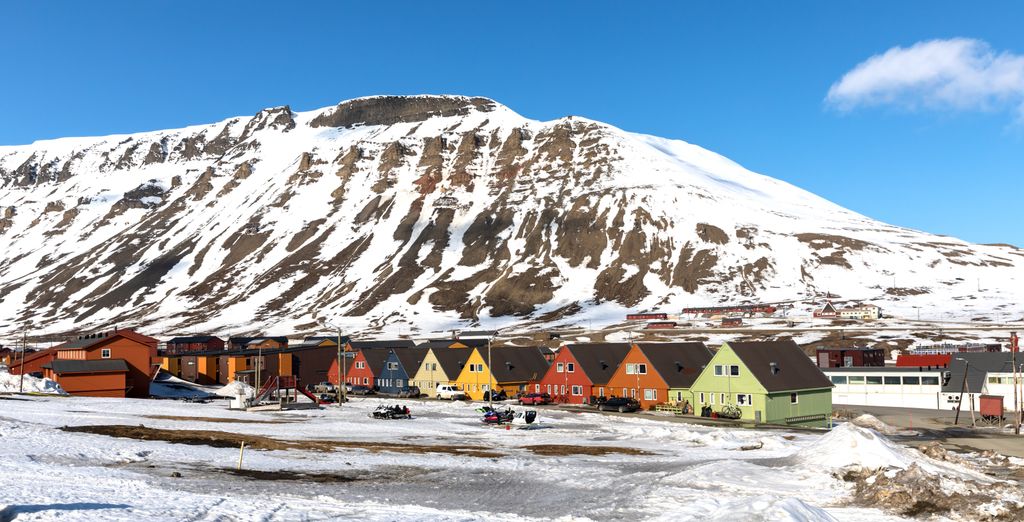 Crociera nel Mar Glaciale Artico alle porte della Groenlandia