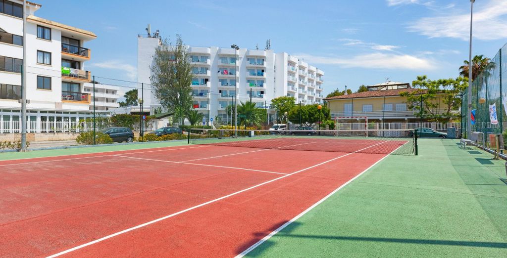 AluaSun Continental Park Hotel & Apartments 4*