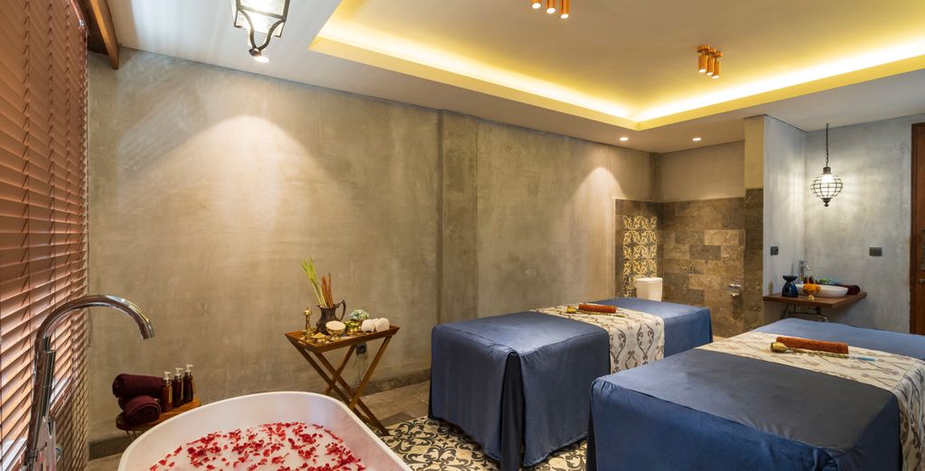 Combinato 5*: Hotel Adiwana Bisma, Anema Resort Gili Lombok e Hotel Hyatt Regency Bali