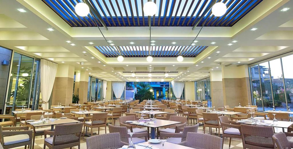 Minoa Palace Resort & Spa 5*