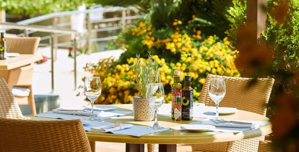 Minoa Palace Resort & Spa 5*