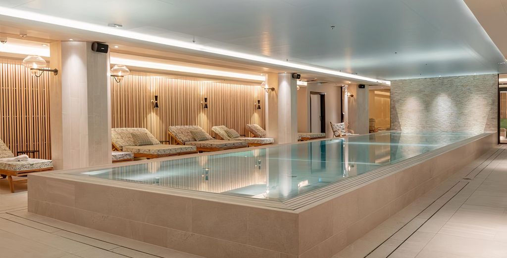 Elite Palace Hotel 4*
