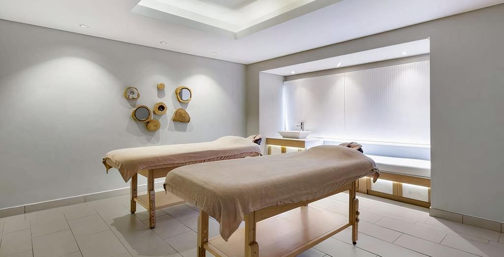 Royal Marlothi Safari Lodge & Spa 4* e Radisson Blu Azuri Resort & Spa, Mauritius 4*