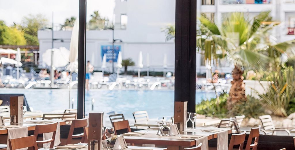 Aqua Hotel Aquamarina & Spa 4*
