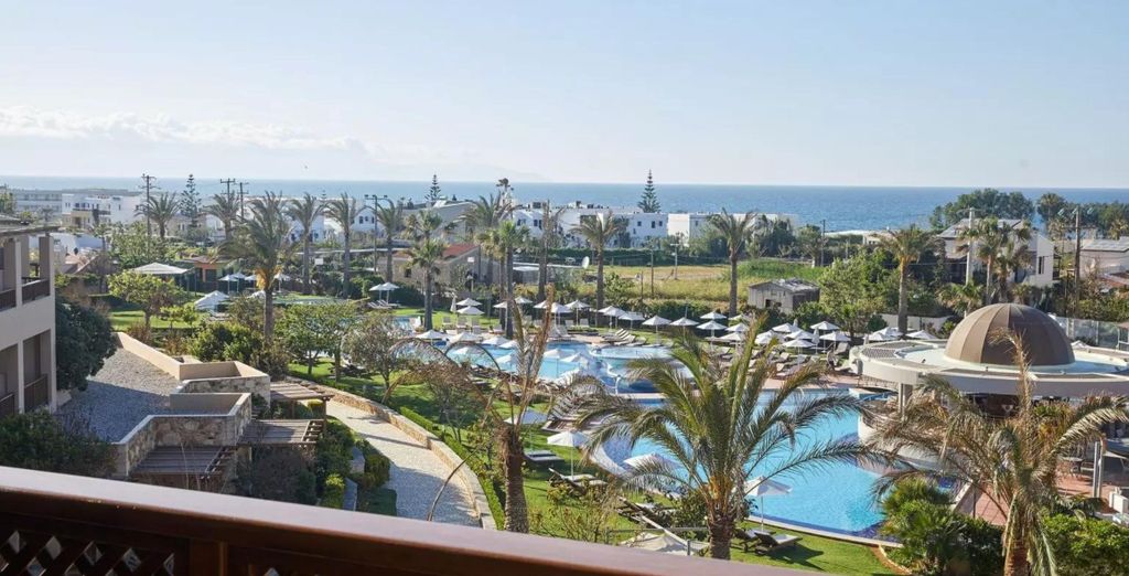 Minoa Palace Resort & Spa 5*