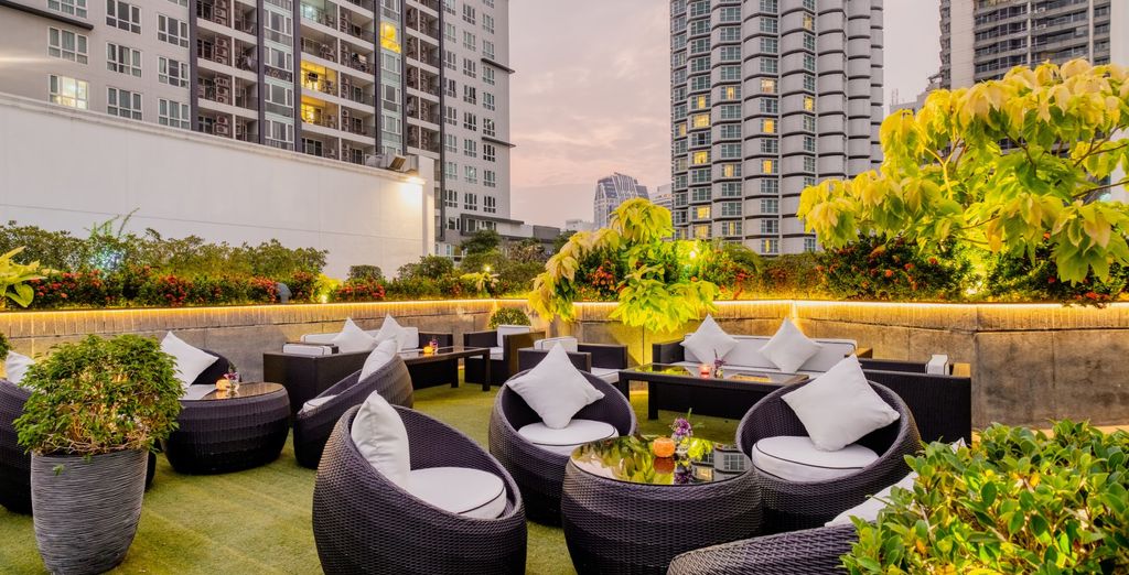 Combinato Movenpick Sukhumvit 15 Bangkok 5* e Wyndham Gran Nai Phuket 4*