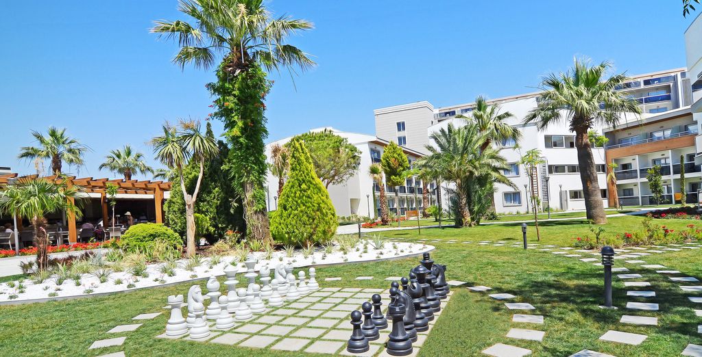 Palm Wings Kusadasi Beach Resort & Spa 5*