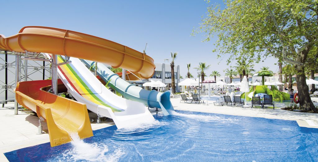 Palm Wings Kusadasi Beach Resort & Spa 5*