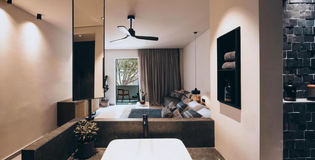 More Meni Residence and Suites 4*