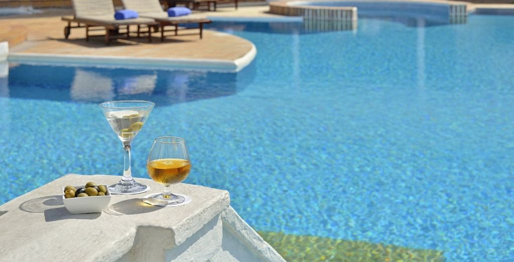 Meliá Cohiba 5* e The One Gallery 5*