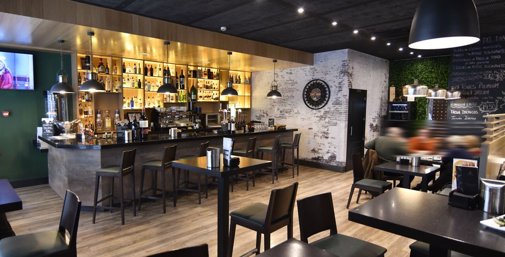 Hotel Hospes Las Casas Del Rey De Baeza con possibile estensione a Granada