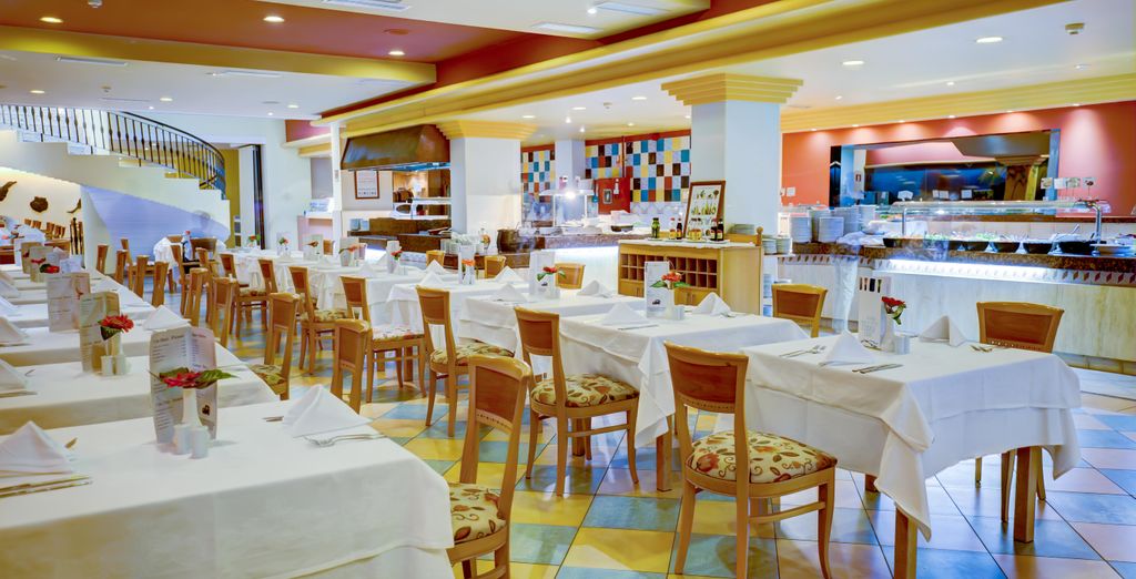 SBH Crystal Beach Hotel & Suites 4* - Adults Only