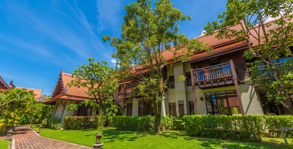 Hotel 4*: Radisson Suites Sukhumvit, Hilton Garden Inn Bang Tao, Elixir Resort, Khaolak Bhandari Resort & Spa