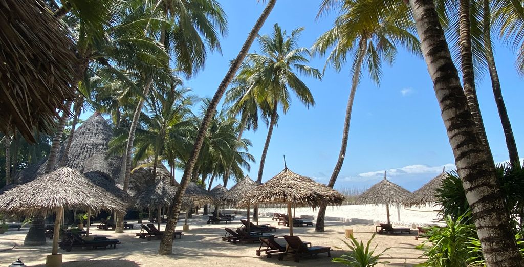 Safari collettivo ed estensione al Pinewood Beach Resort & Spa 4*