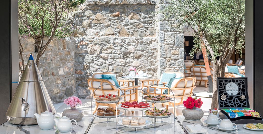Mitsis Rodos Village 5*