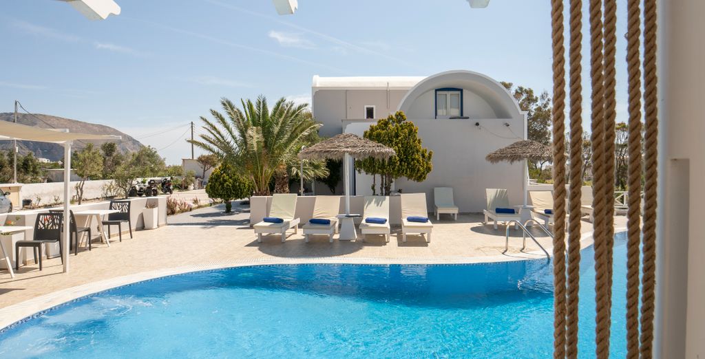 Bella Santorini 4*