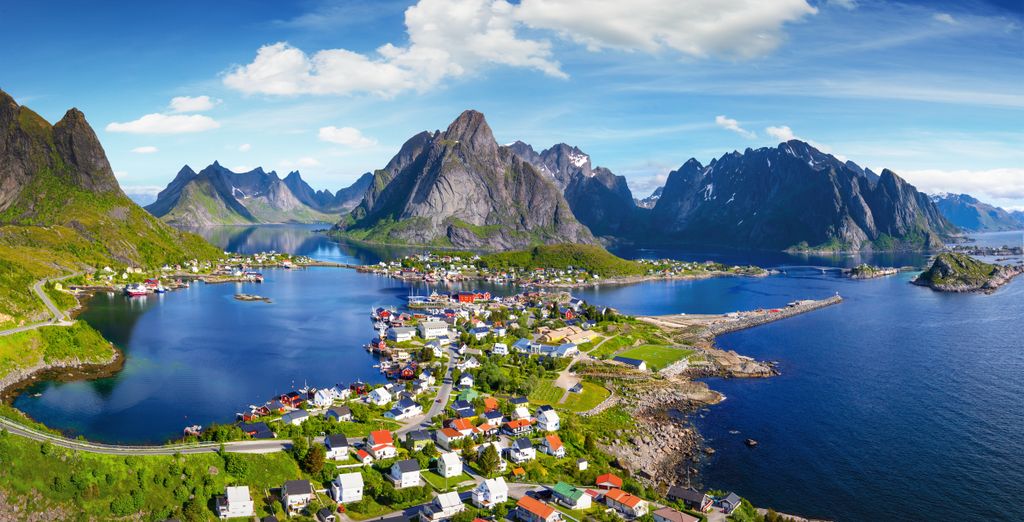 Tour di gruppo tra le Isole Lofoten e Capo Nord 