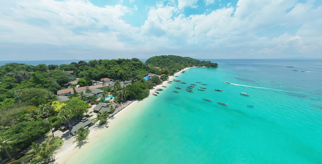 Combinato Natai Beach Resort 5*, Phi Phi Holiday Resort 4* e Krabi la Playa Resort 4*