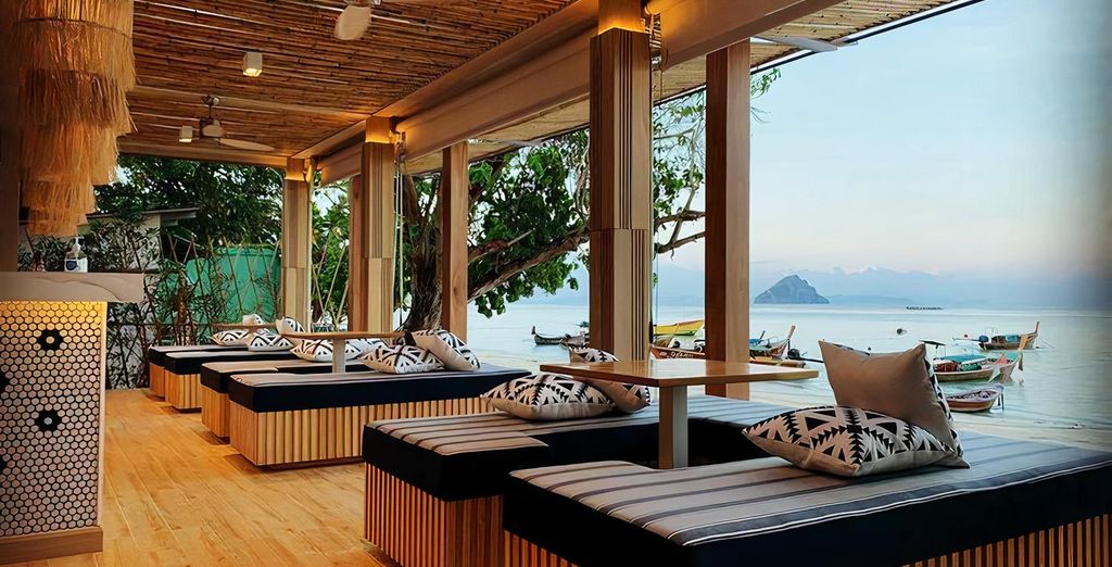 Combinato Natai Beach Resort 5*, Phi Phi Holiday Resort 4* e Krabi la Playa Resort 4*