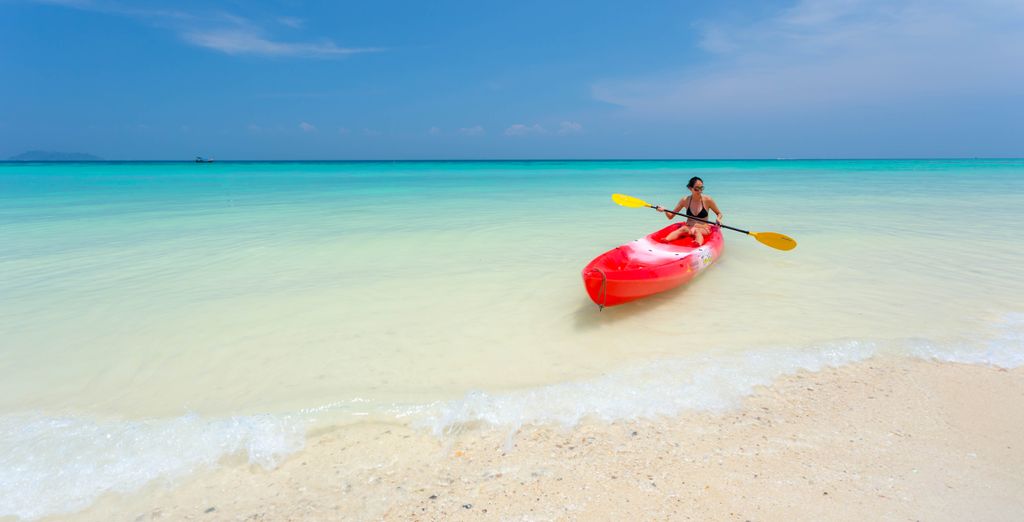 Combinato Natai Beach Resort 5*, Phi Phi Holiday Resort 4* e Krabi la Playa Resort 4*
