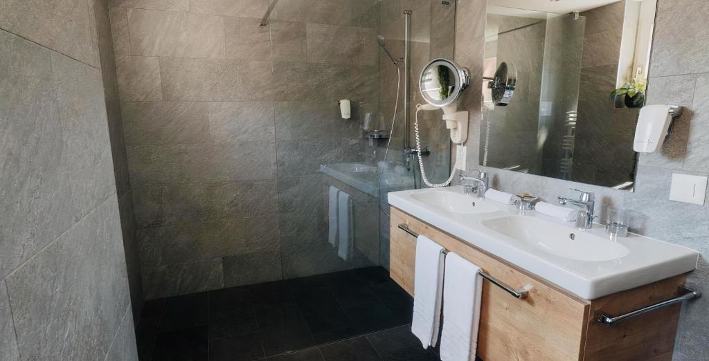 Wellnesshotel Schweizerhof Saas-Fee 4*