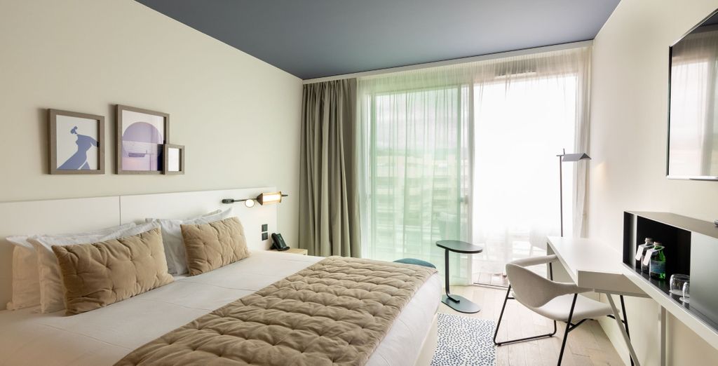 Hotel Indigo Cagnes-sur-Mer 4*