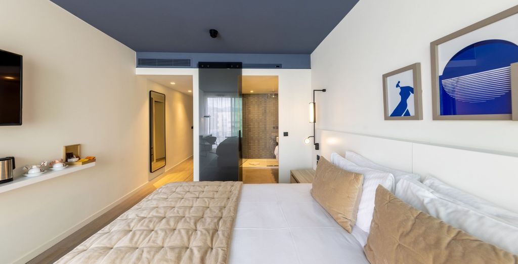 Hotel Indigo Cagnes-sur-Mer 4*